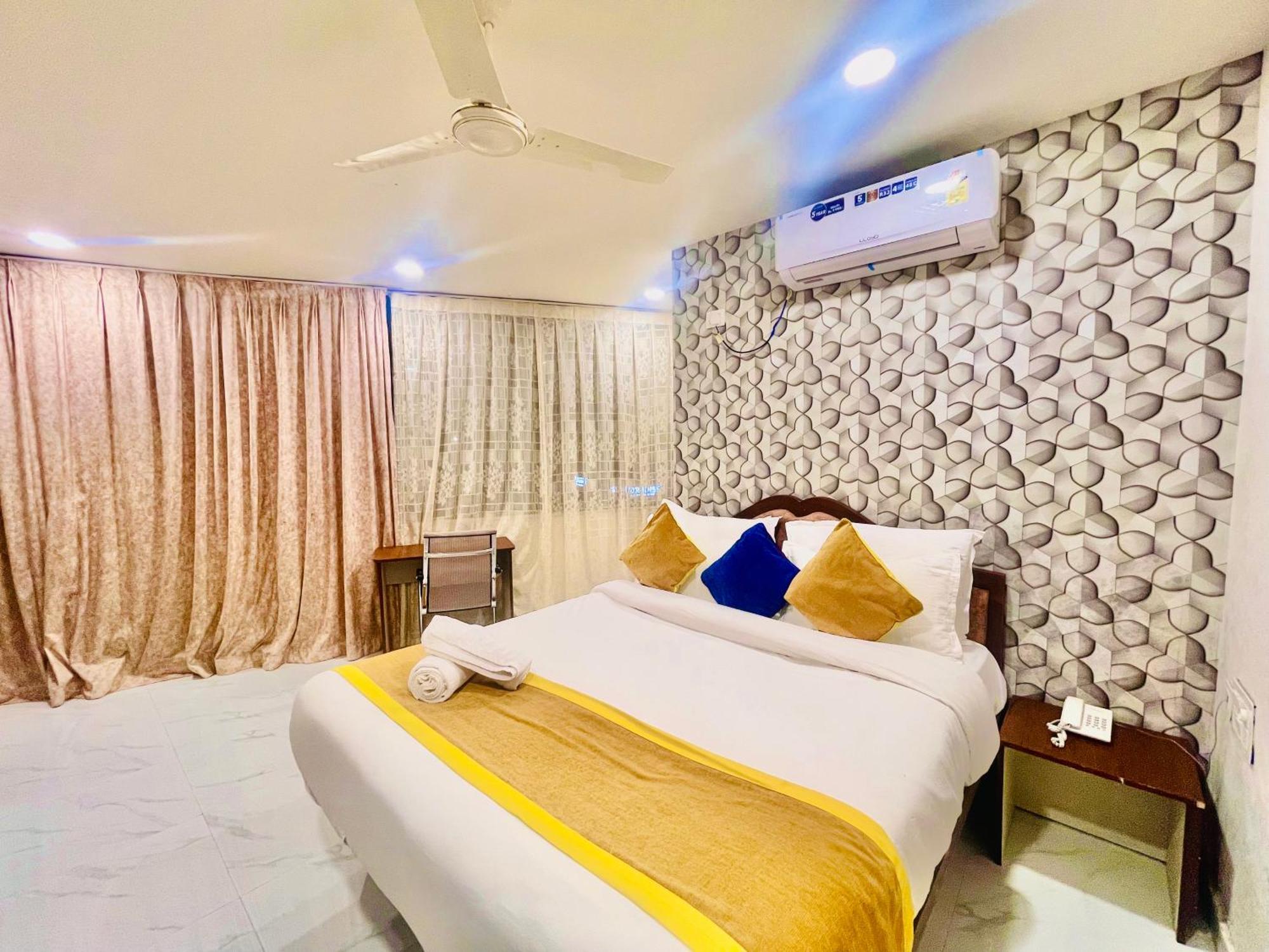Hotel Eagle Grand Hyderabad Airport Zone シャムシャバード エクステリア 写真